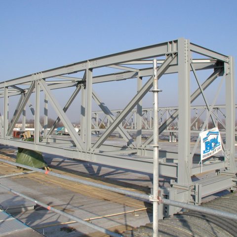 Modification de la structure du Hall Rhénus de Strasbourg – Fermes treillis de reprise de la toiture